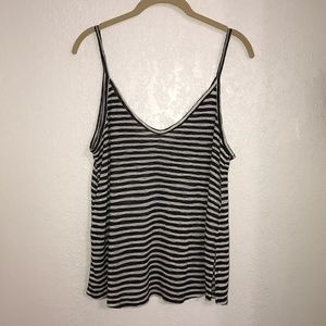 Black/white stripped v neck tant top